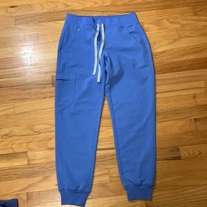 FIGS Zamora joggers. Size: XS Petite. Color: CAPRI BLUE